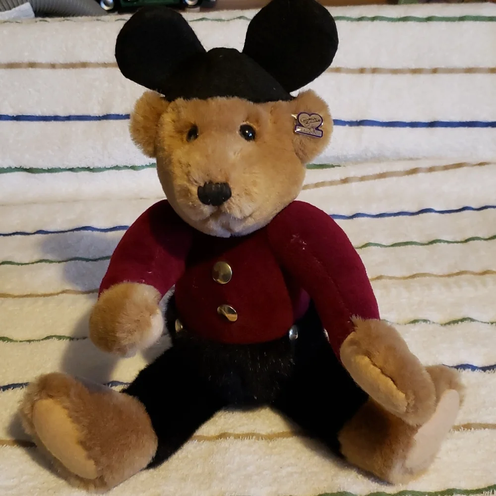 Annette bear - Picture 1 of 3